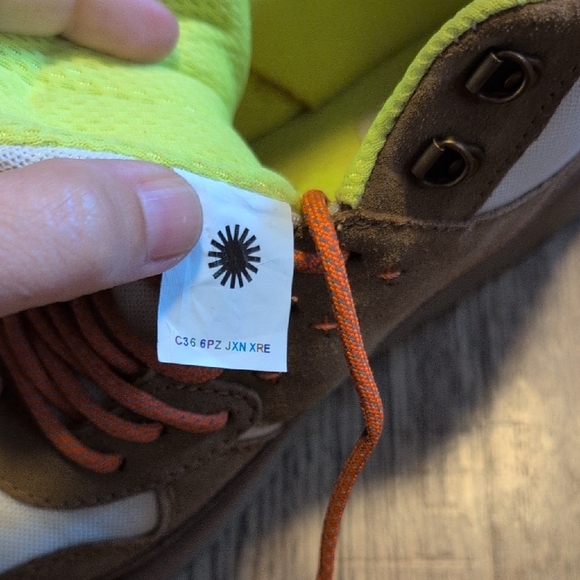 UGG Brown and White Sneakers with Orange Laces - Picture 2 of 7